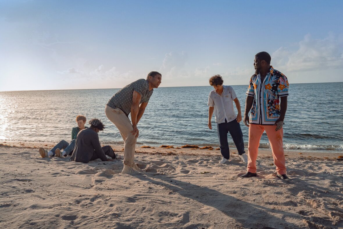 Kevin Hart, Marcello Hernandez, Mason Gooding, Ben Marshall, and Kam Patterson in "72 Hours" still