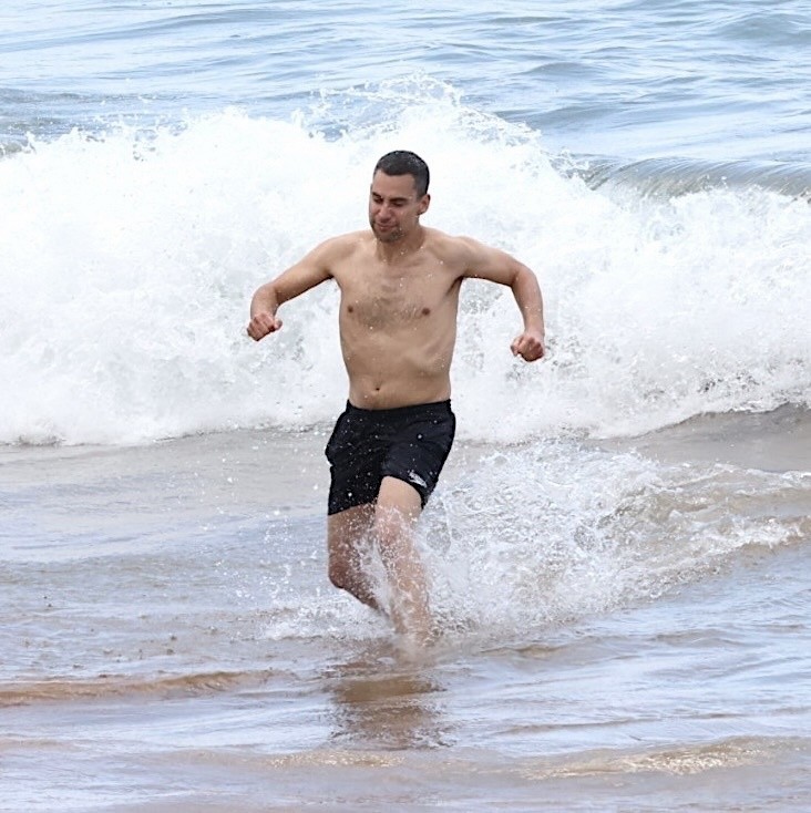 Jack Antonoff at the beach in Hawaii