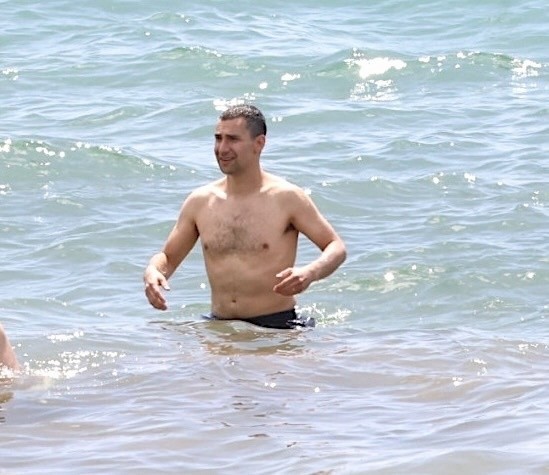 Jack Antonoff at the beach in Hawaii