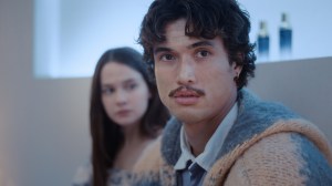 'Beef'. (L to R) Cailee Spaeny as Ashley Miller, Charles Melton as Austin Davis in episode 208 of Beef.