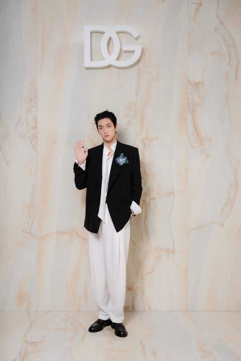 Soobin at D&G fashion show