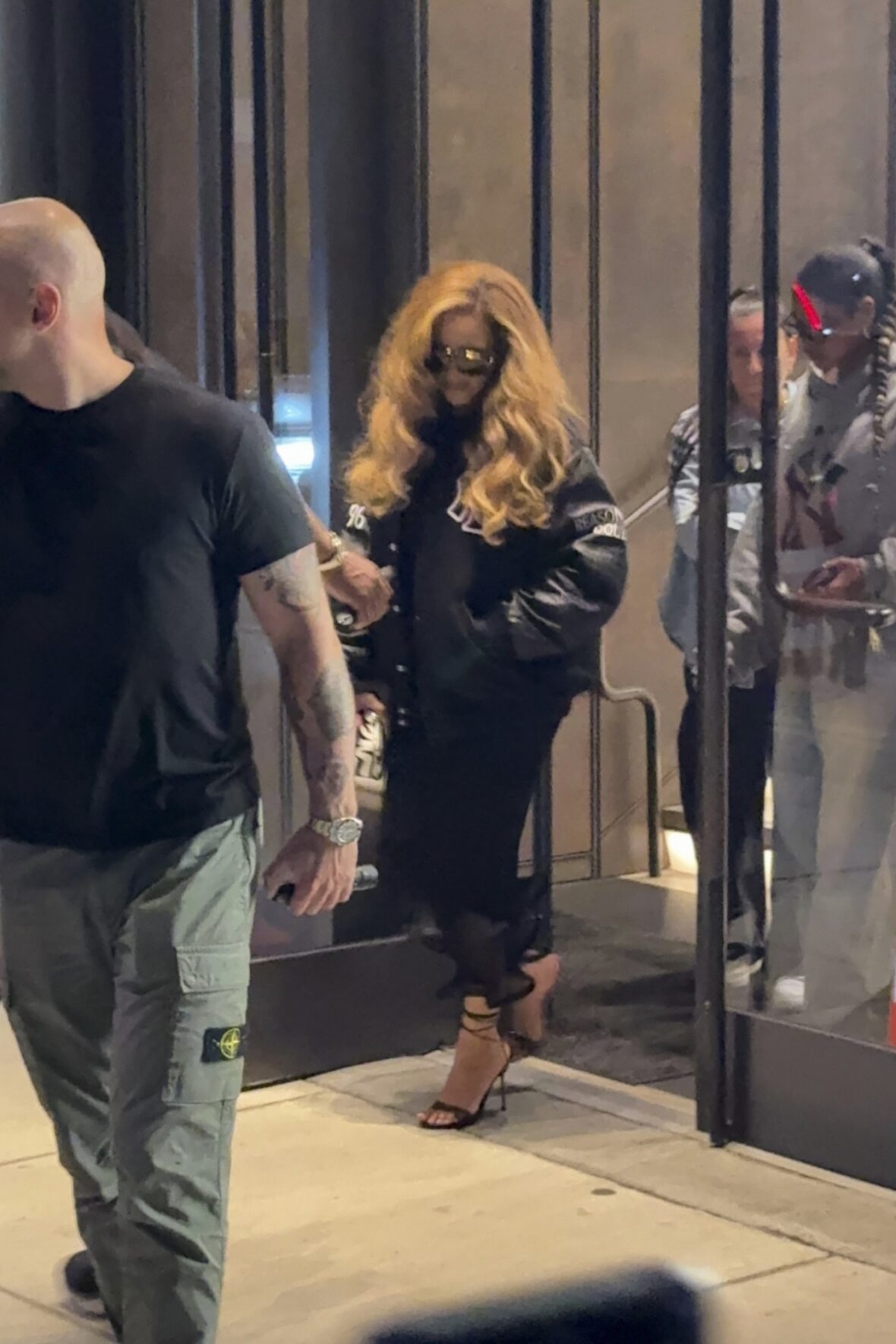 Beyonce leaves Roc Nation offices with Jay Z