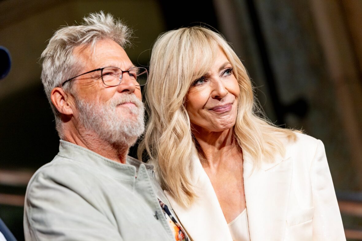 Jeff Bridges and Allison Janney attends Minions & Monsters premiere