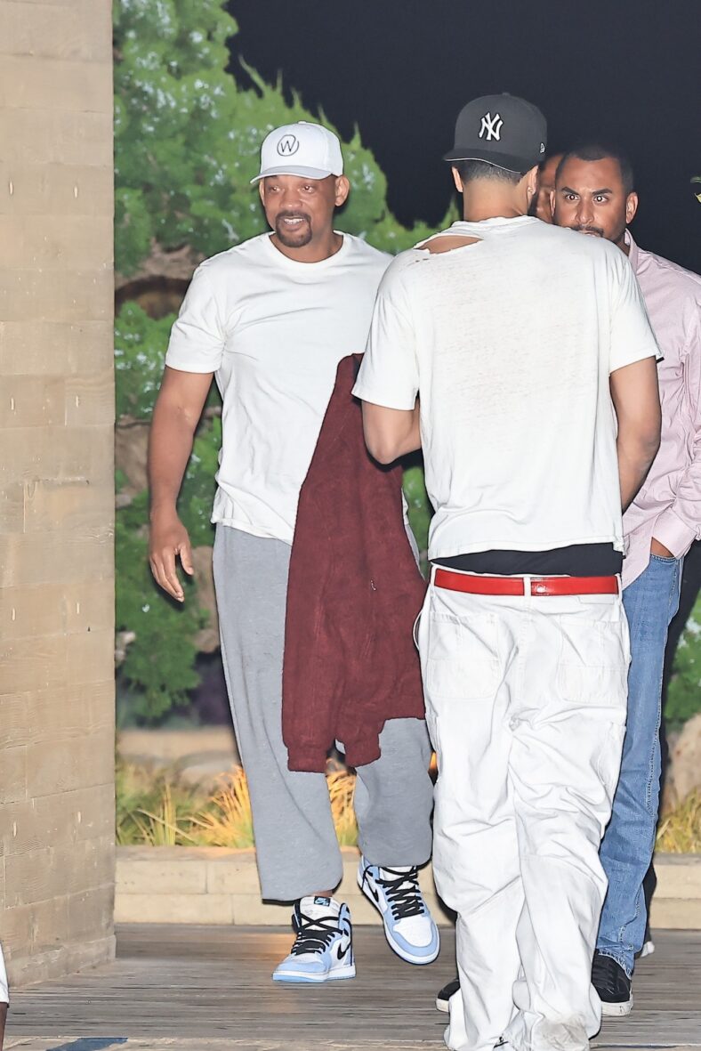 Will Smith leaving restaurant in casual clothes