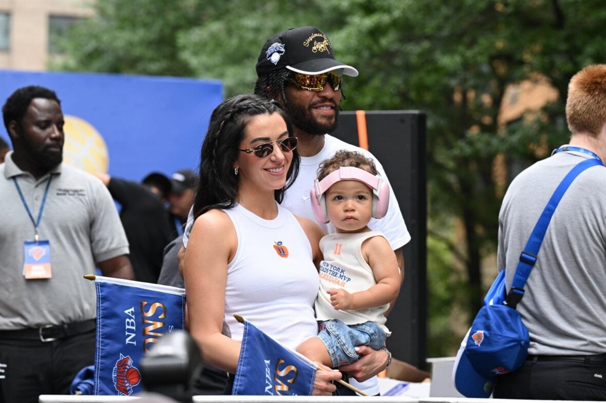 Jalen Brunson with his wife Ali and their daughter at the NYC Knicks parade