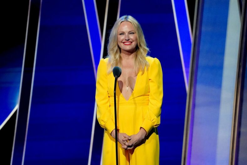 Malin Akerman presents at Las Culturistas Culture Awards