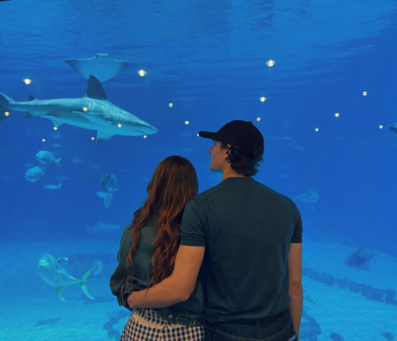 Mckenna Grace and Mason Thames visit an aquarium