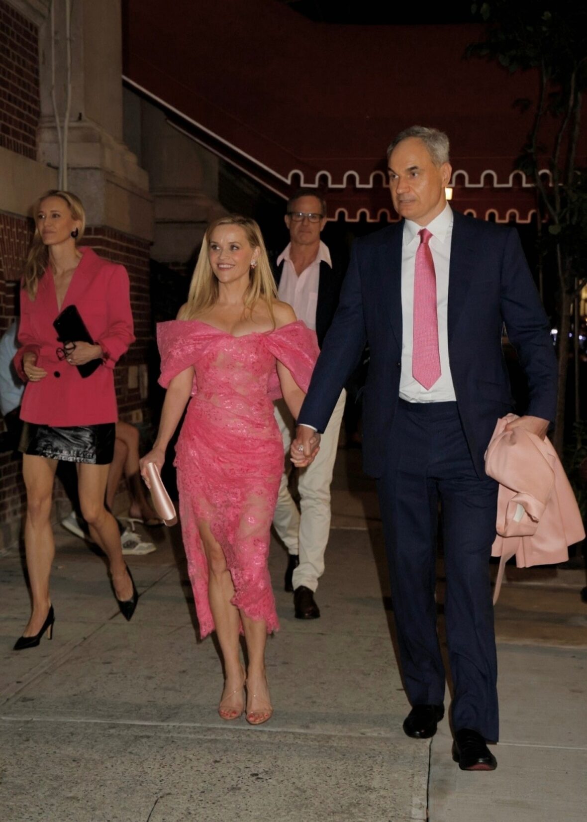 Reese Witherspoon holding hands with her boyfriend Oliver Haarmann