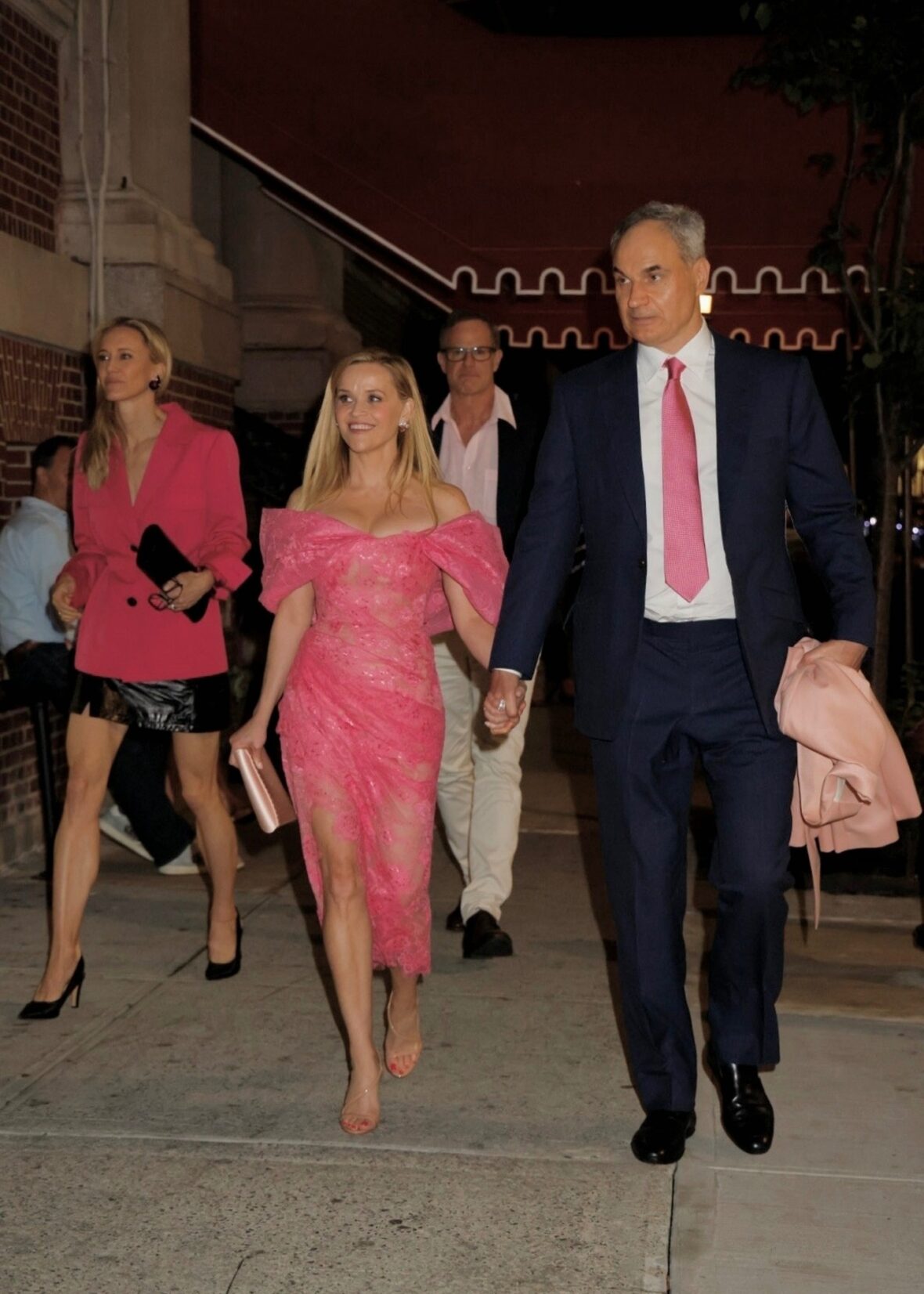 Reese Witherspoon holding hands with her boyfriend Oliver Haarmann