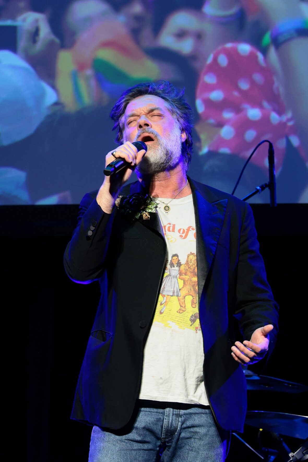 Rufus Wainwright speaks onstage during the Rise Up, Sing Out: A Concert for the First Amendment