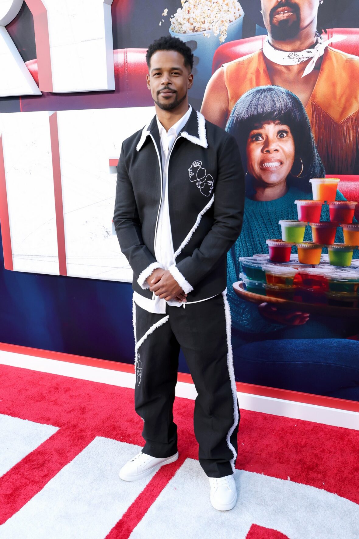 Celebrities attend "Scary Movie" world premiere