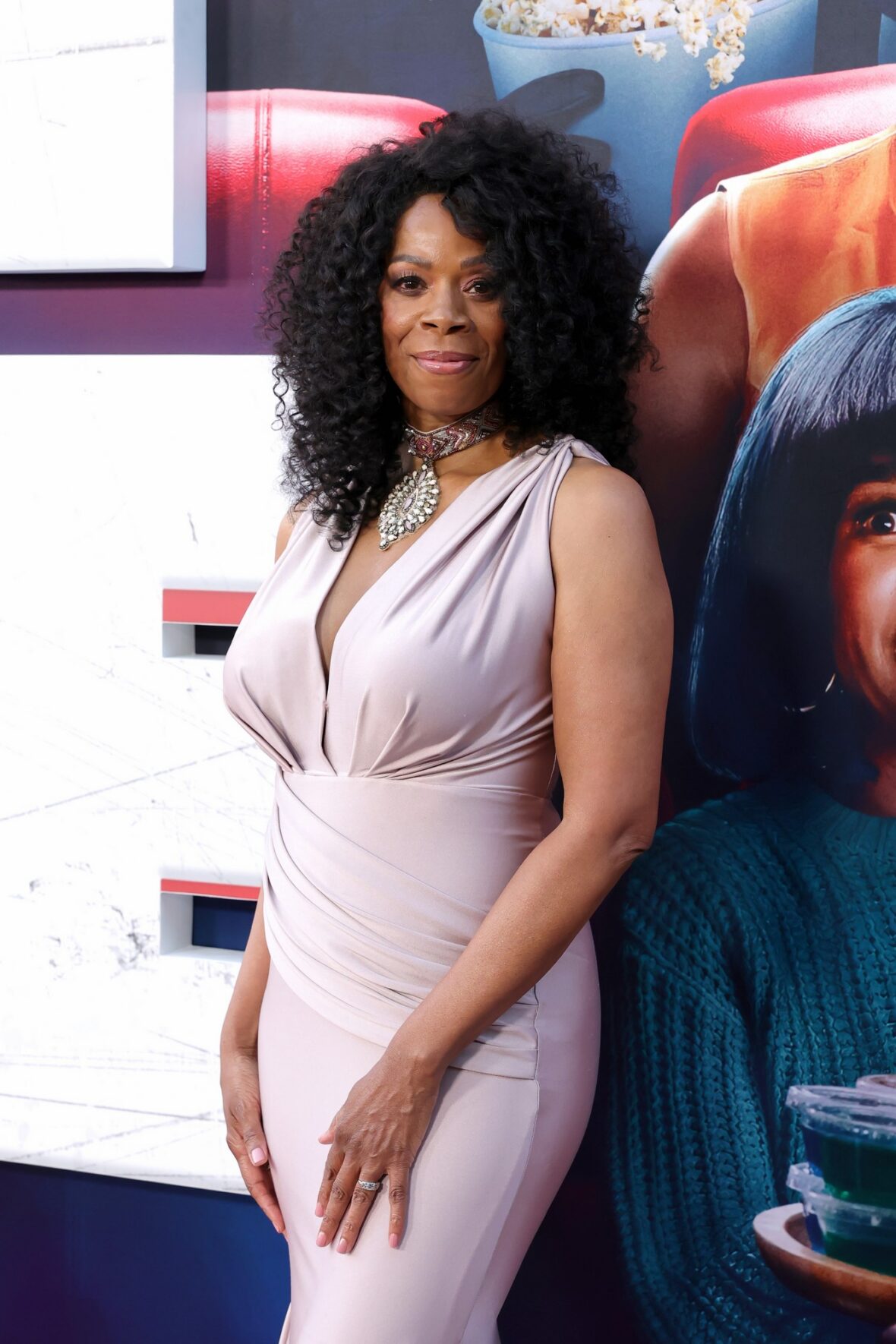 Celebrities attend "Scary Movie" world premiere