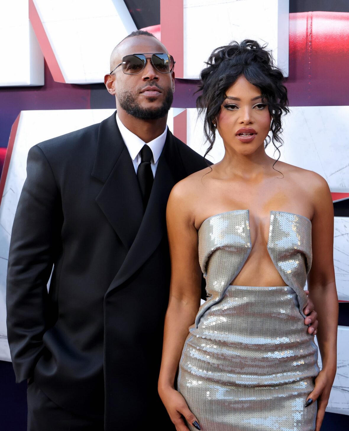 Celebrities attend "Scary Movie" world premiere