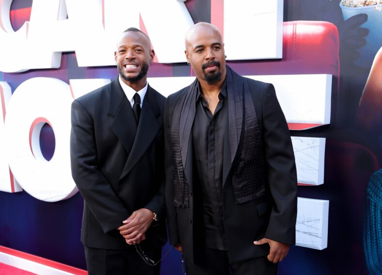 Celebrities attend "Scary Movie" world premiere