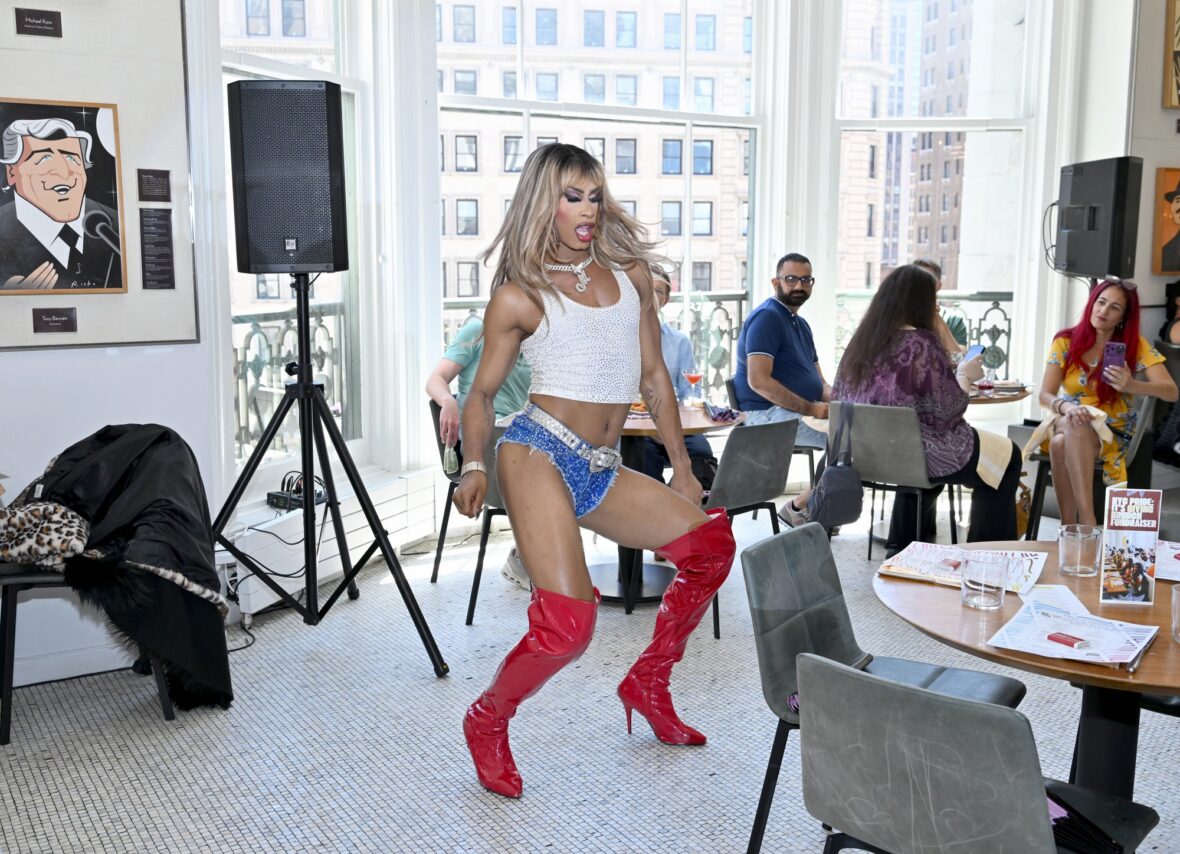 Mo'Riah at NYC Pride drag brunch