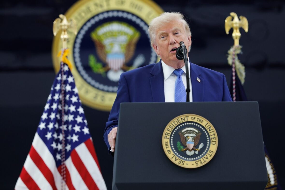 Donald Trump unveils the new Air Force One