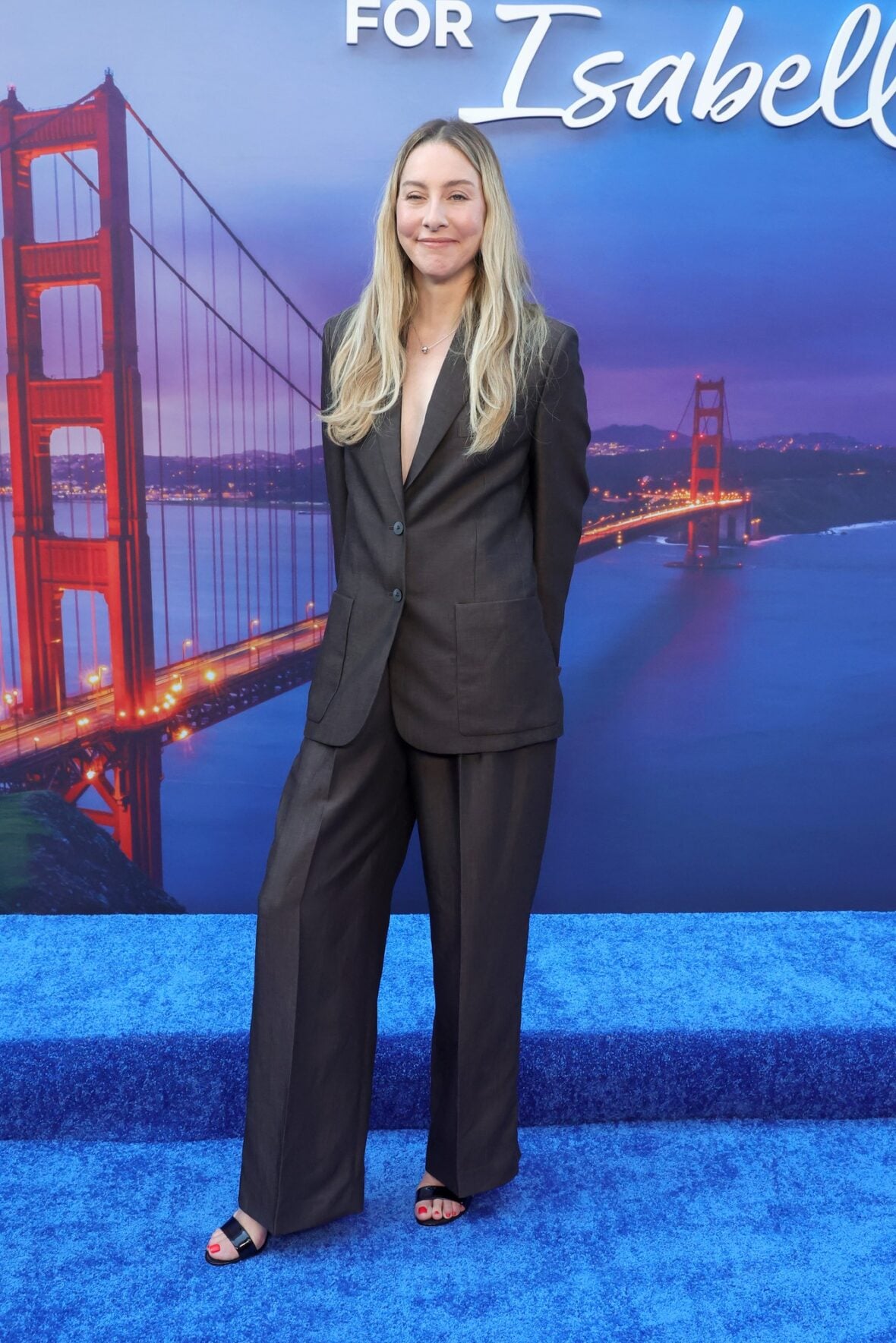 Este Haim at the Voicemails for Isabelle premiere