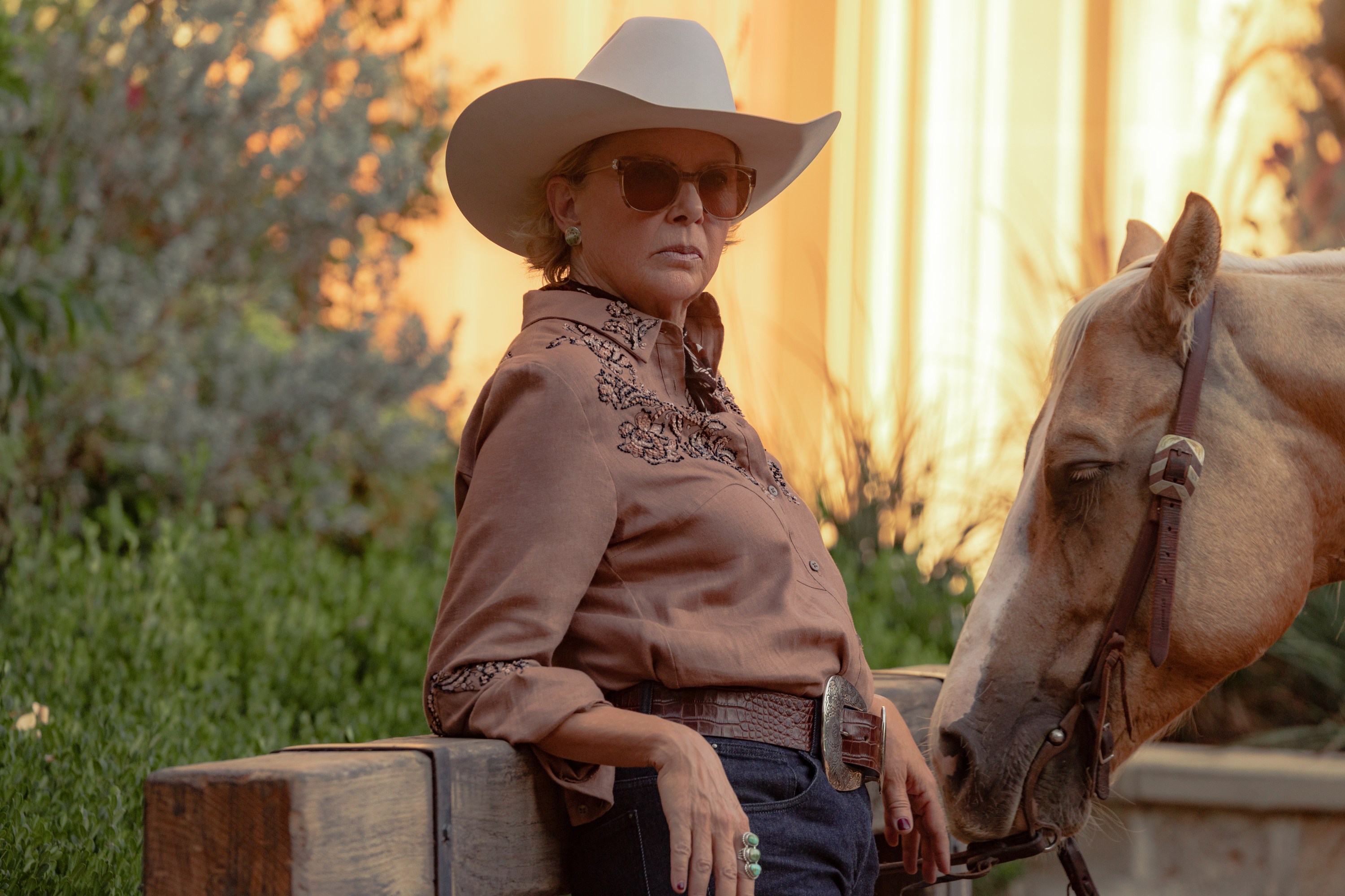 Annette Bening as Beulah Jackson in 'Dutton Ranch.' episode 4, season 1, streaming on Paramount+, 2026. Photo Credit: