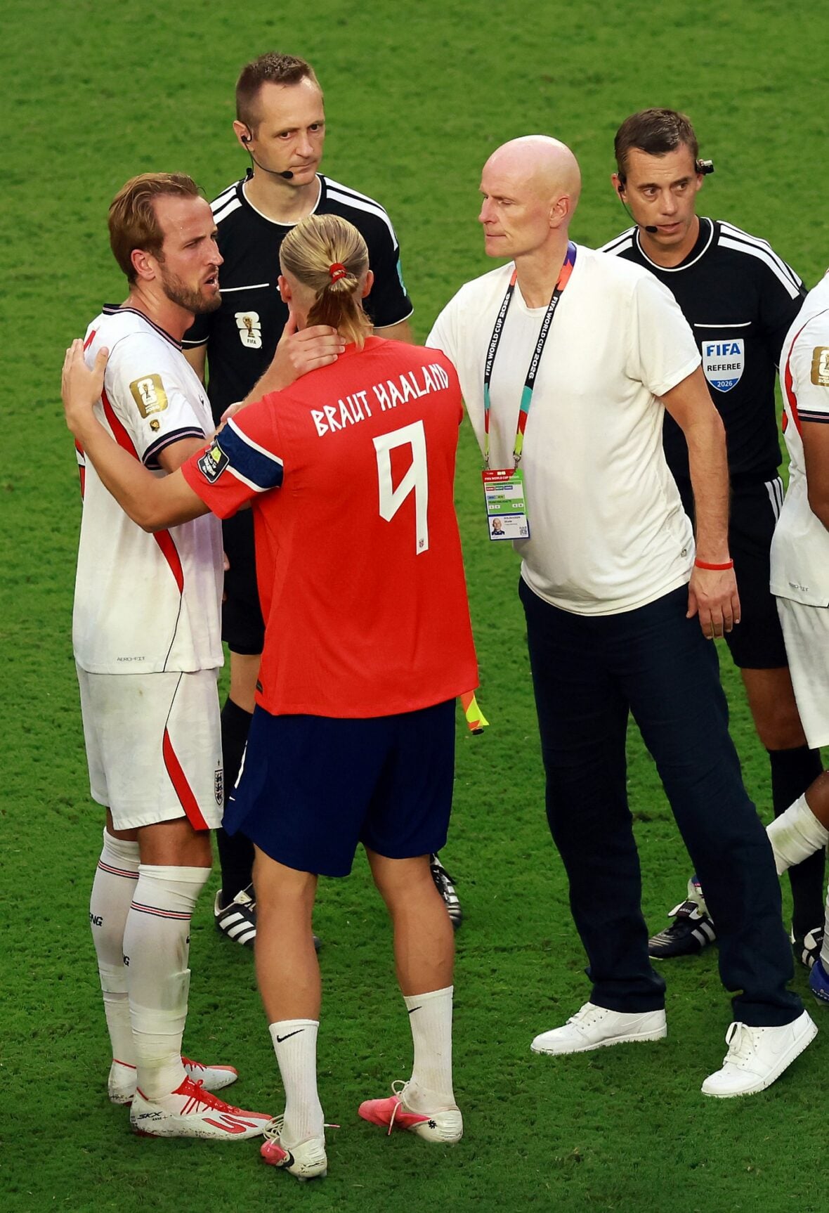 Erling Haaland and Harry Kane at England vs Norway World Cup game