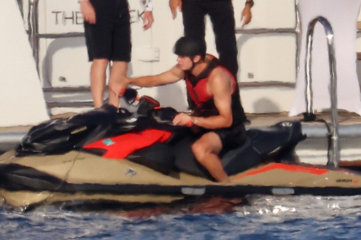 Erling Haaland shirtless on yacht