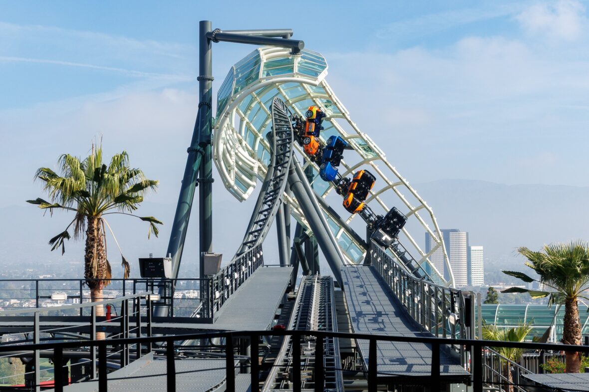 Photo of the Fast & Furious: Hollywood Drift ride vehicles on track