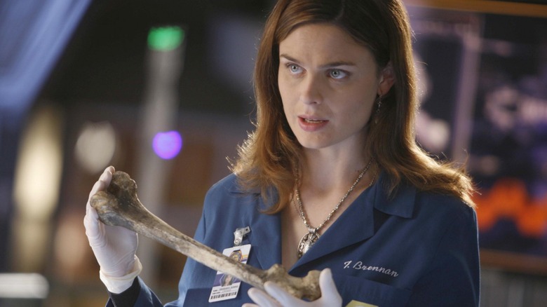 Publicity still Emily Deschanel Bones