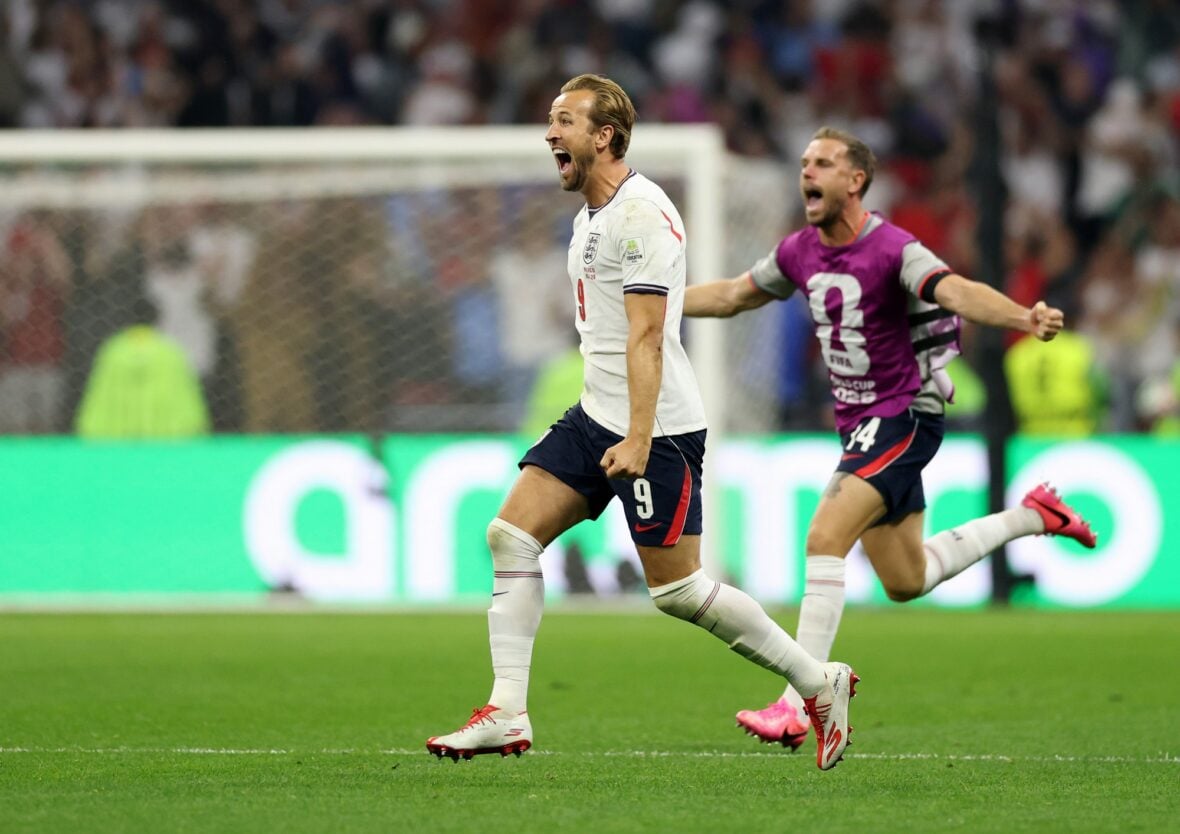Harry Kane and Jordan Henderson celebrate England's victory against Mexico at the 2026 World Cup