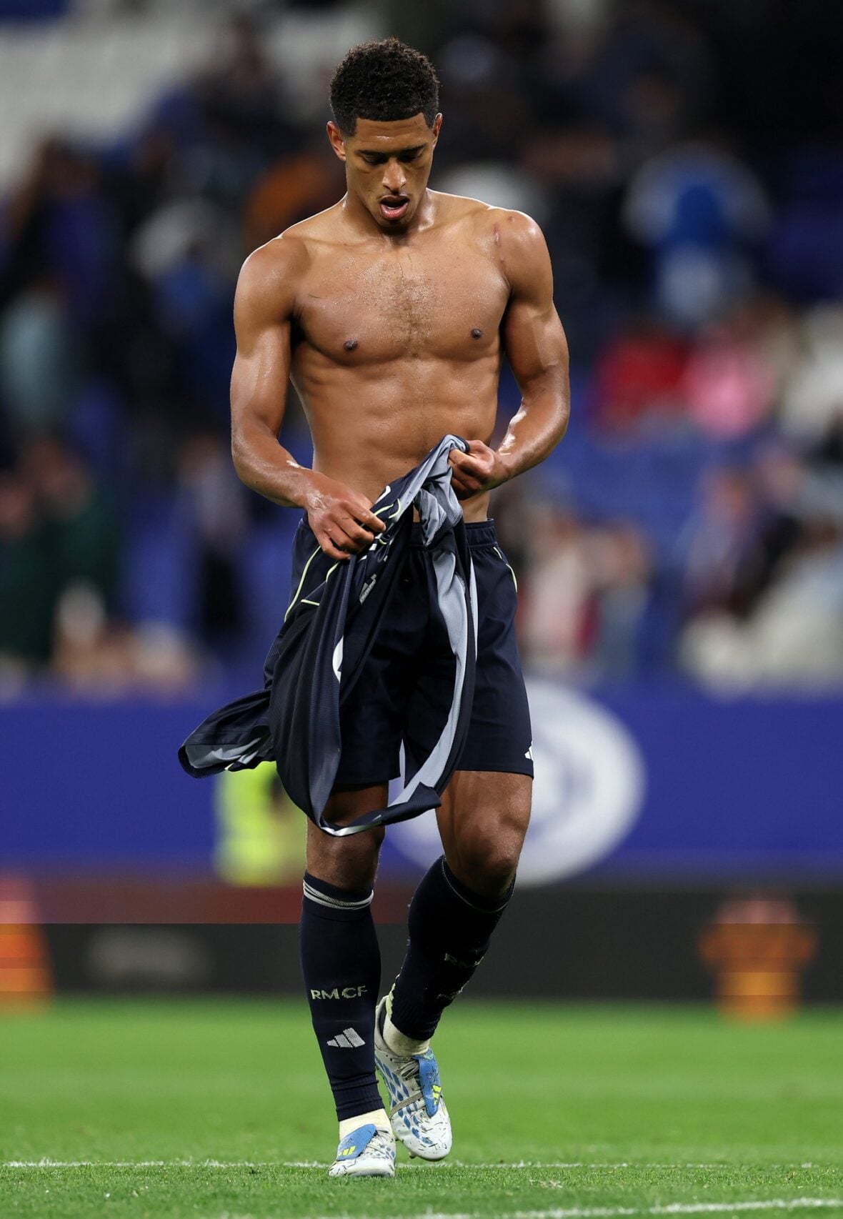Jude Bellingham goes shirtless at a soccer match