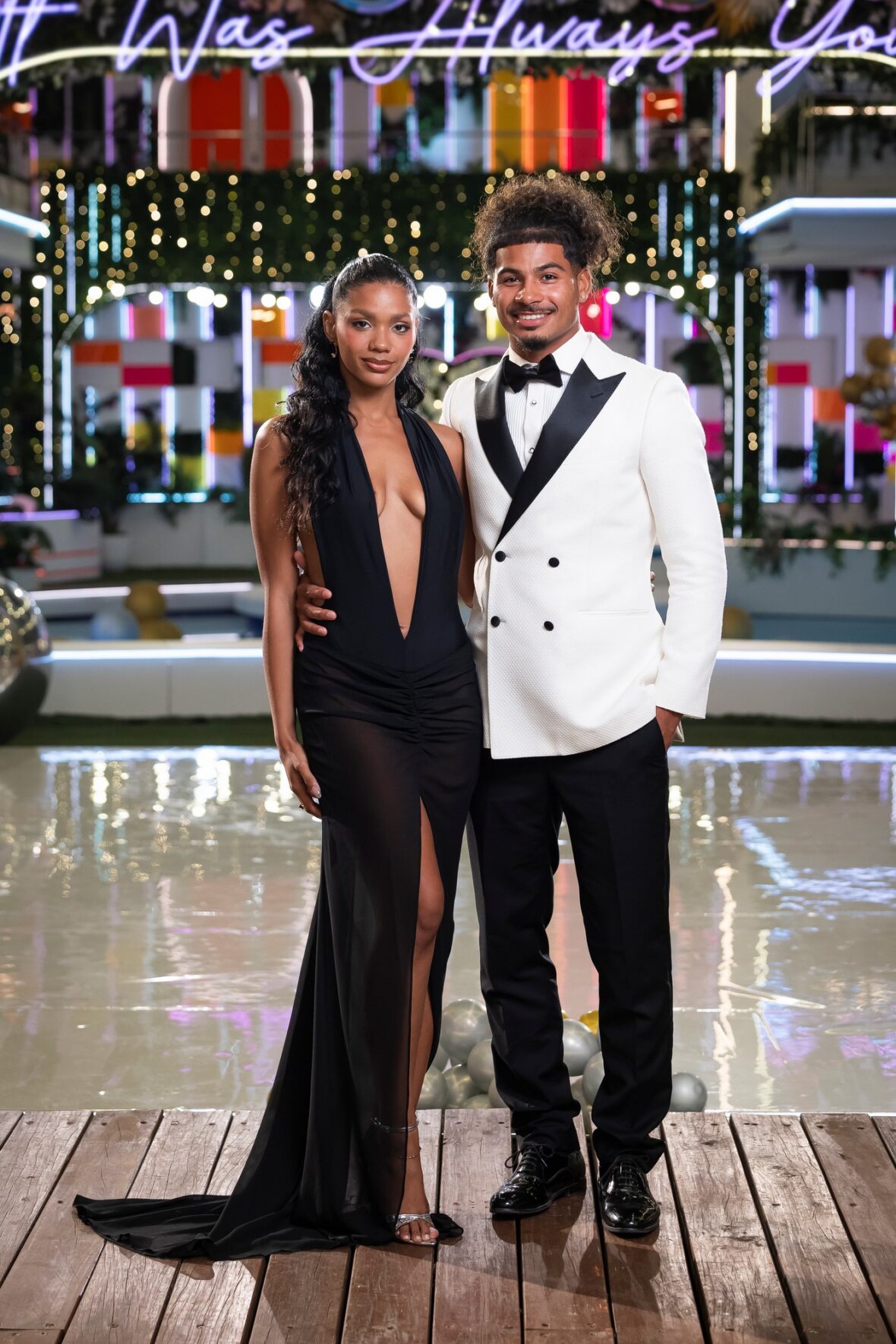 Melanie and Sincere pose for a photo during the Love Island USA season 8 finale