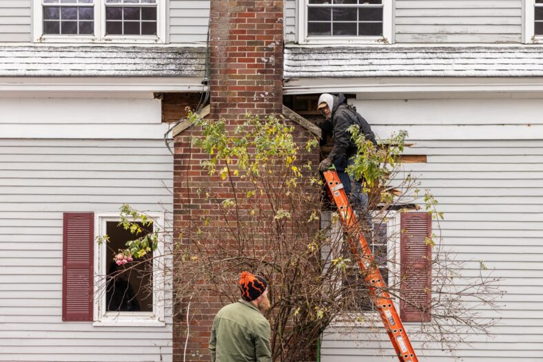 Still from Maine Cabin Masters: All In