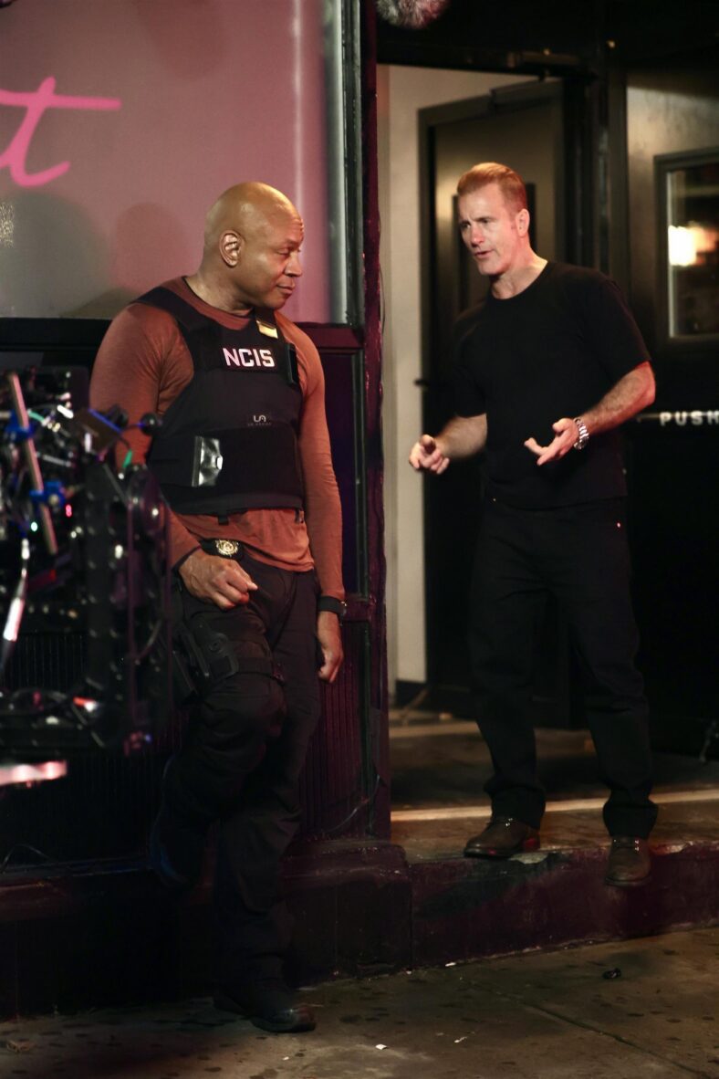 While on set, Scott Caan and LL Cool J have a discussion between their characters in 'NCIS: New York'