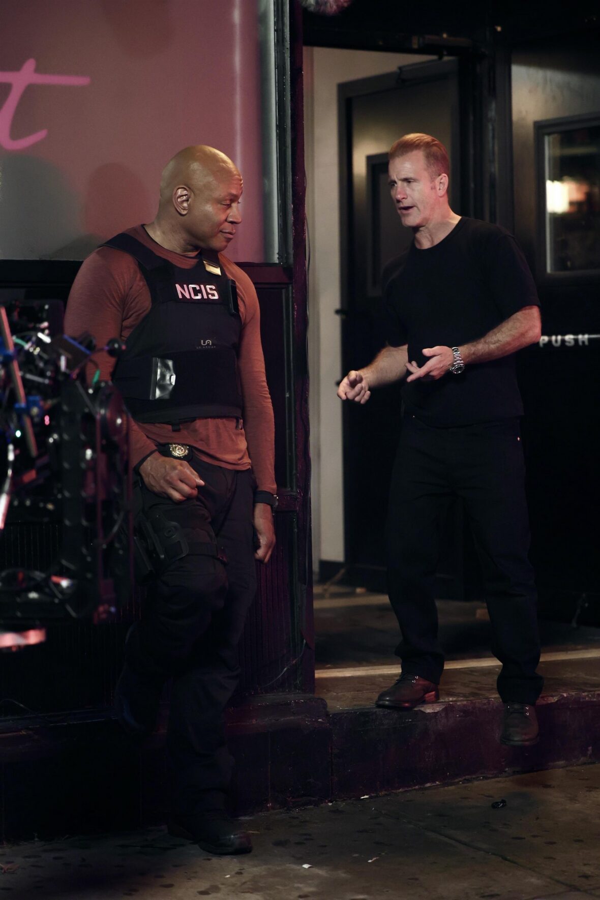 While on set, Scott Caan and LL Cool J have a discussion between their characters in 'NCIS: New York'