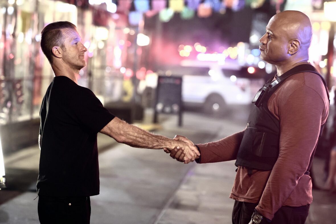 Scott Caan and LL Cool J shake hands in 'NCIS: New York' on set filming photo