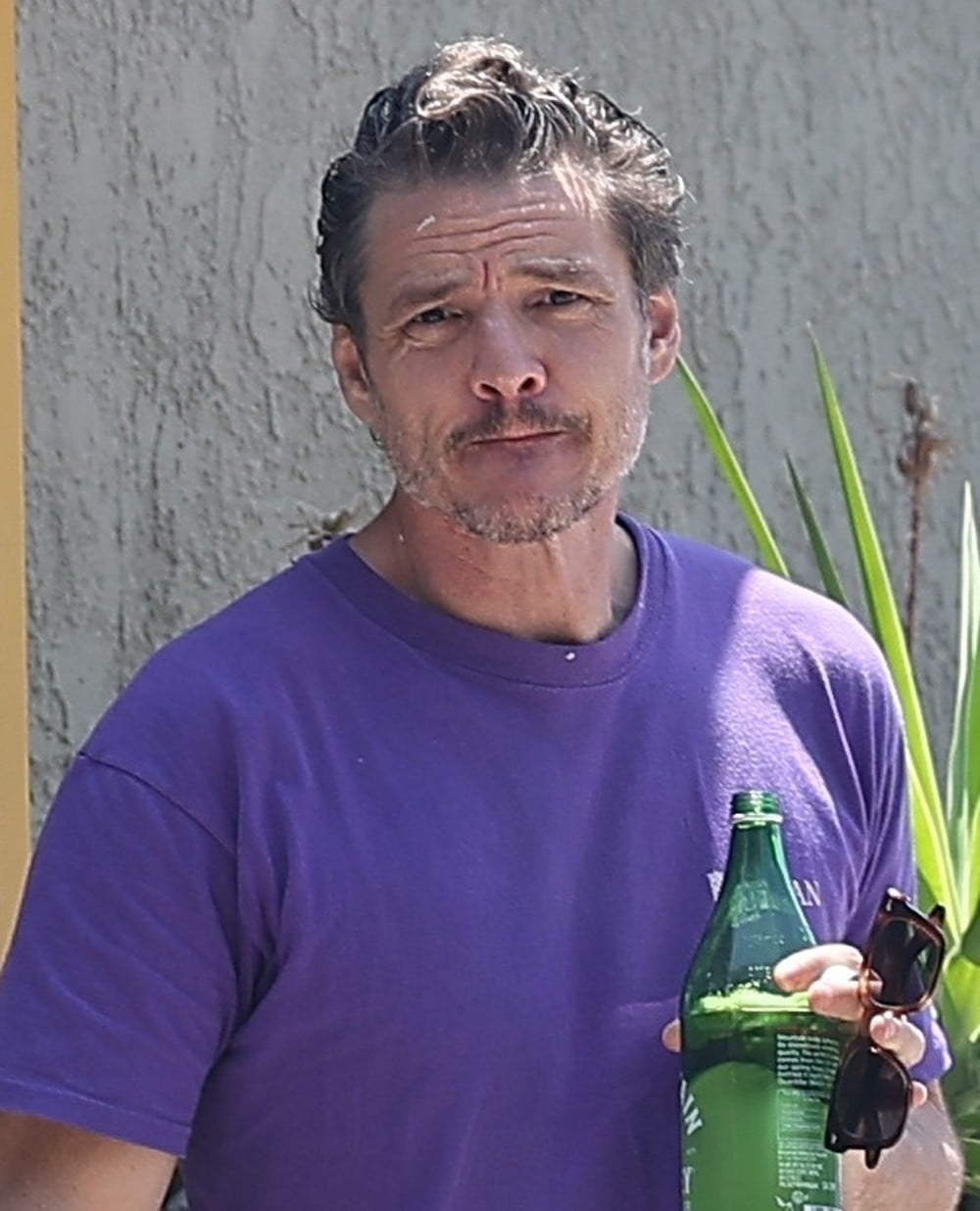 Pedro Pascal hits the gym