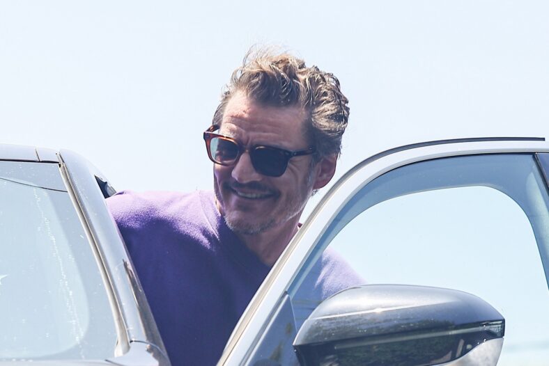 Pedro Pascal hits the gym