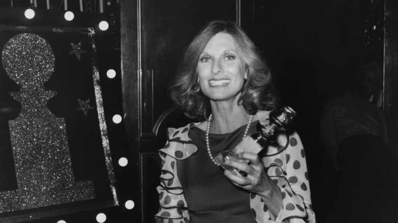 Cloris Leachman wins an award for her performance in 