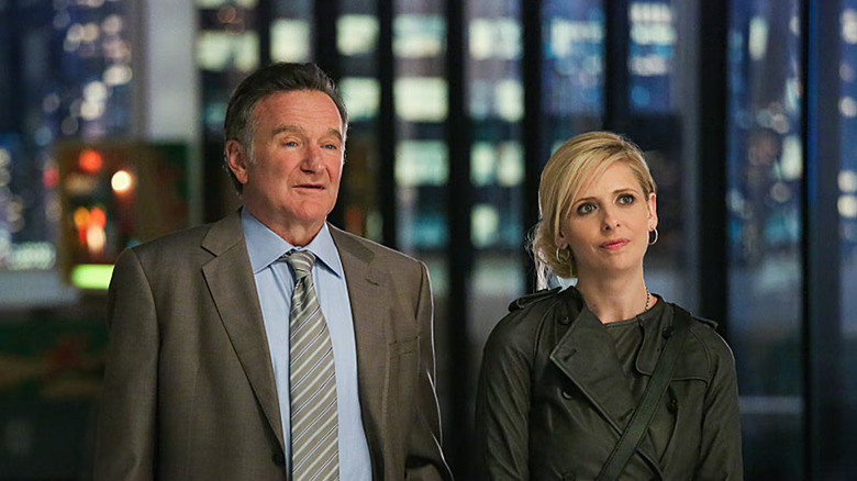 Robin Williams and Sarah Michelle Gellar in 