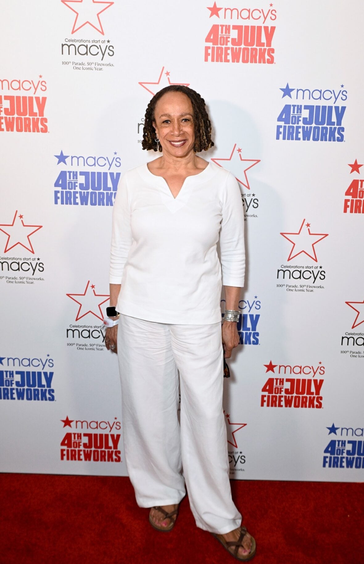 S Epatha Merkerson attends Macy's 4th of July fireworks show